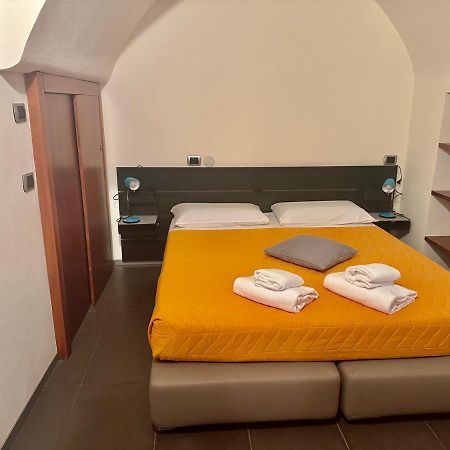 Feel - Luxury Duomo Suite Bergamo Ngoại thất bức ảnh